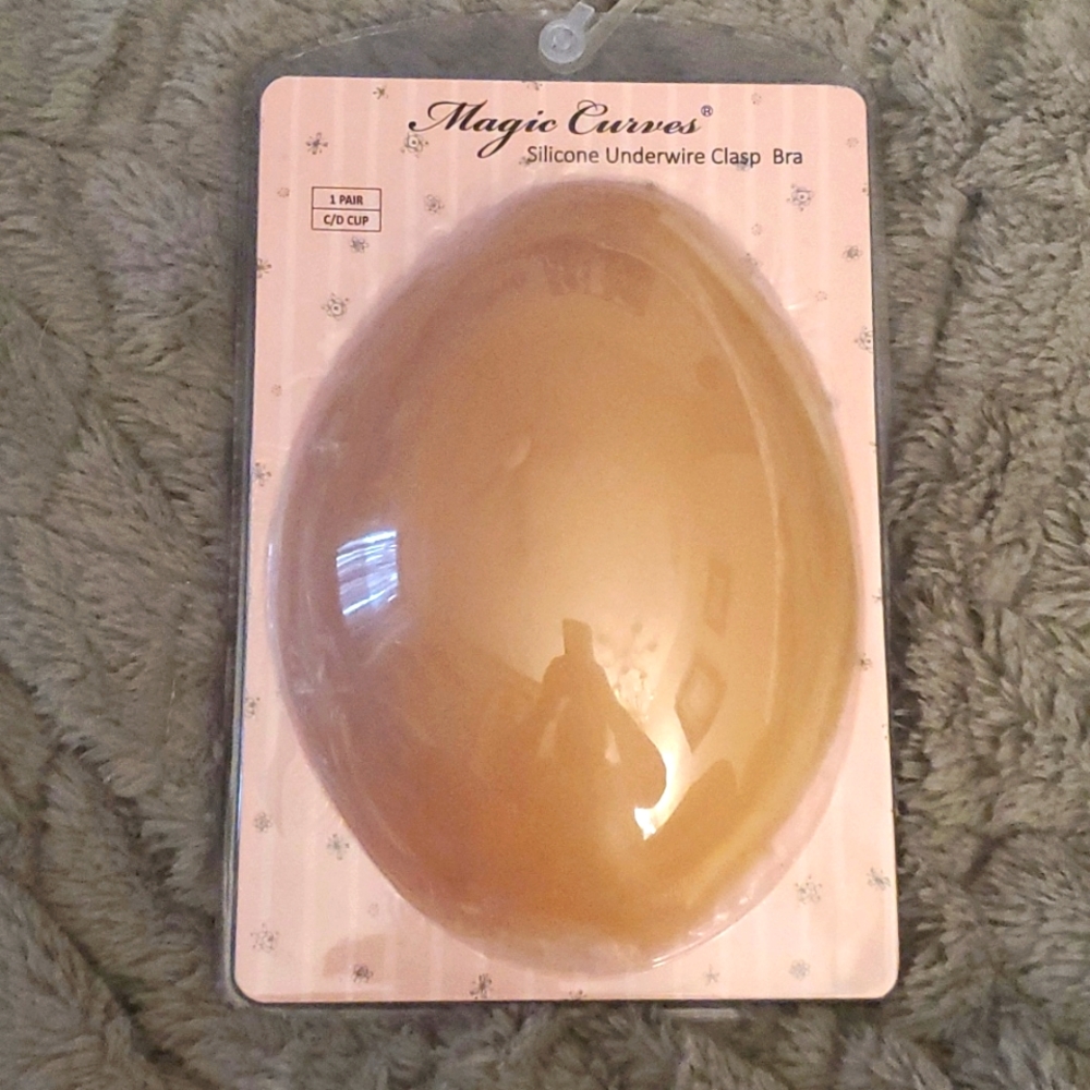 Magic Curves silicone bra